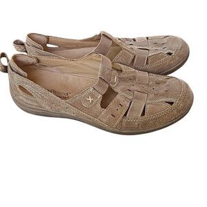 Earth's Origins  Slip-Ons Tan Size 7.5